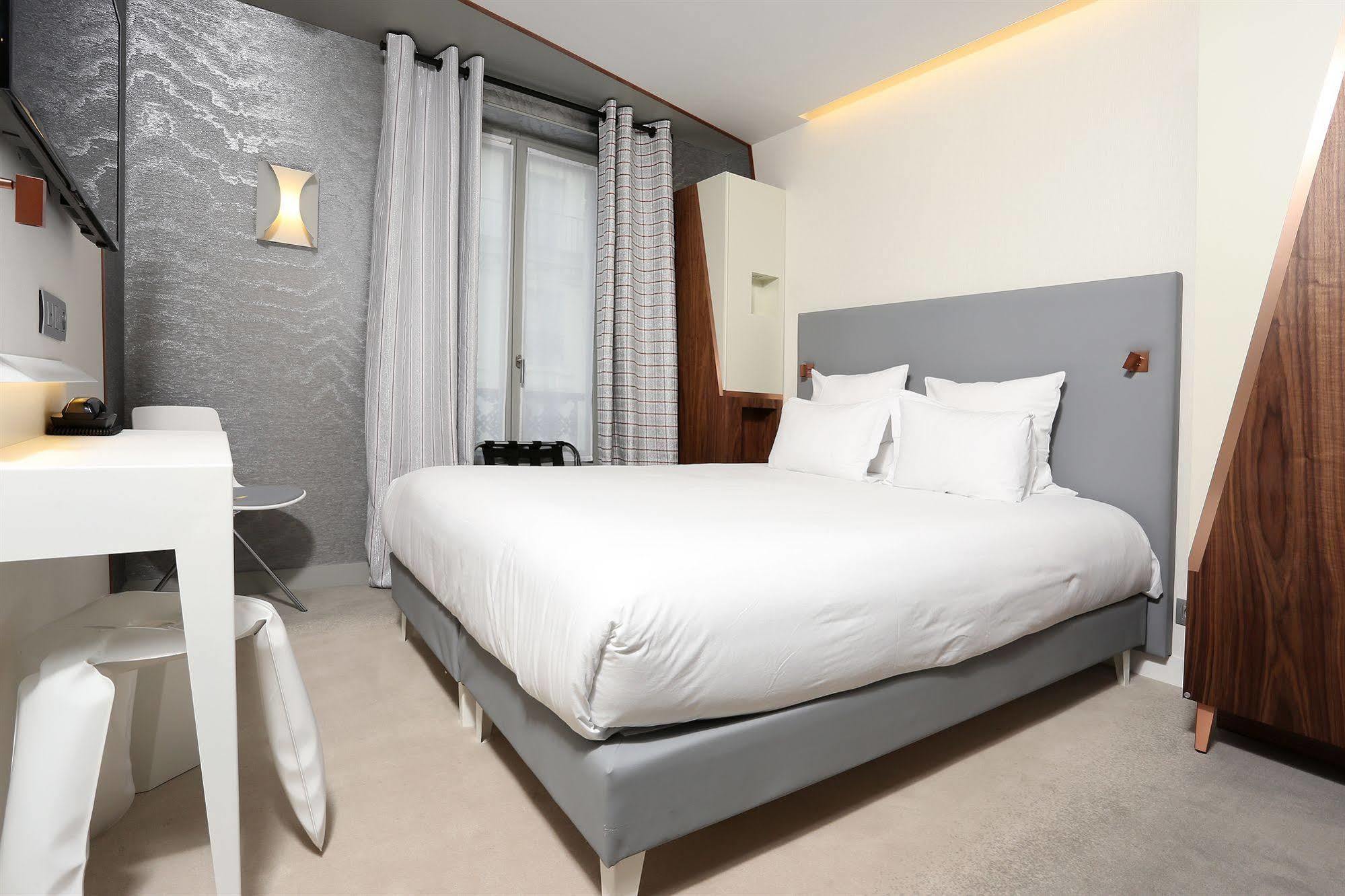 Le Malown Paris Bagian luar foto